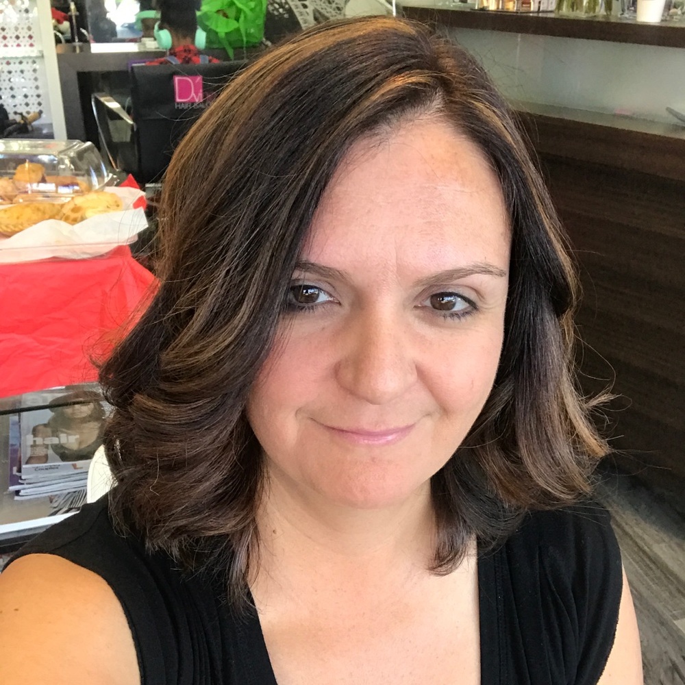 Meet your Posher, Leanna